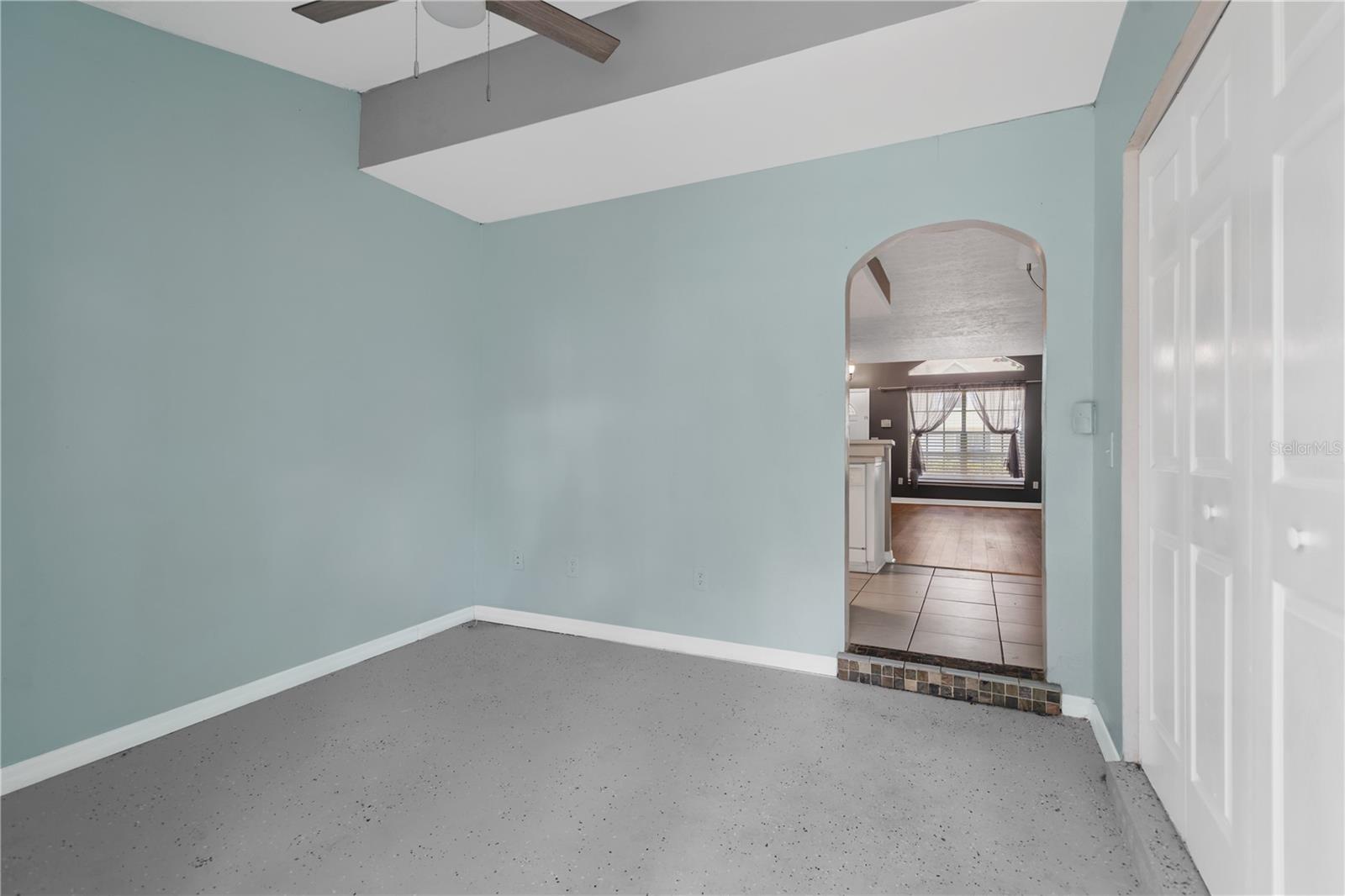 609 Saint Henry, Brandon, FL 33511
