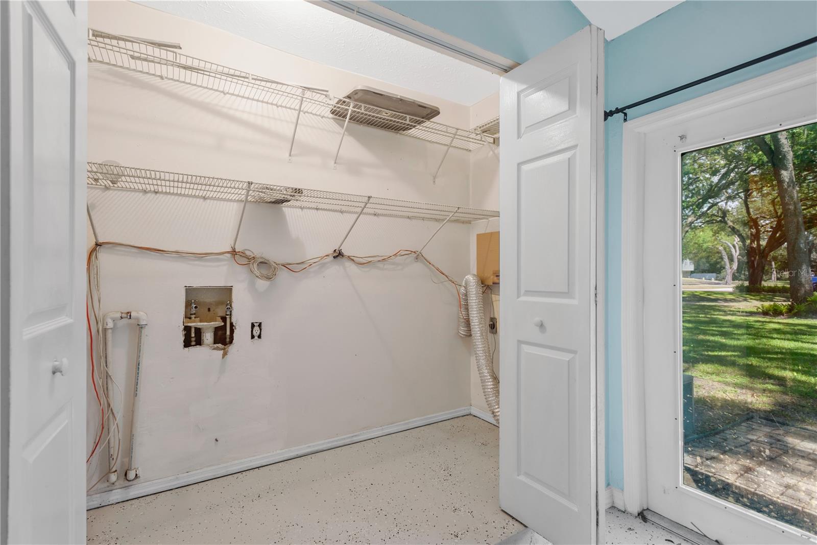 609 Saint Henry, Brandon, FL 33511