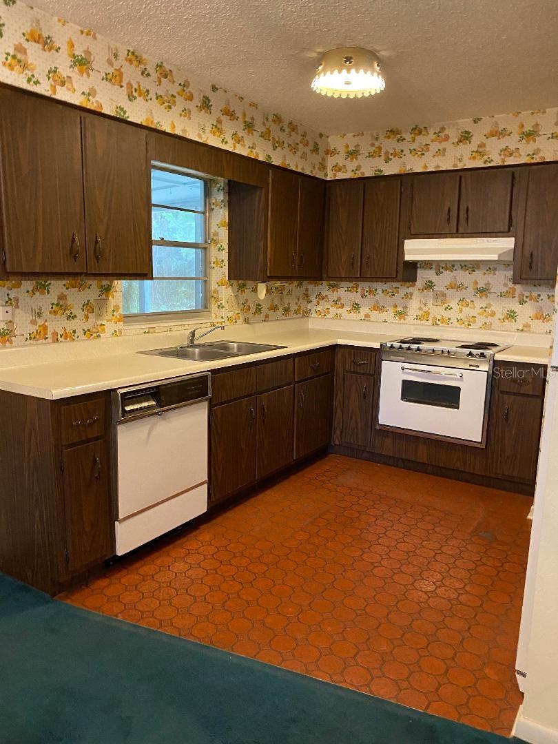 4001 48th, Gainesville, FL 32606