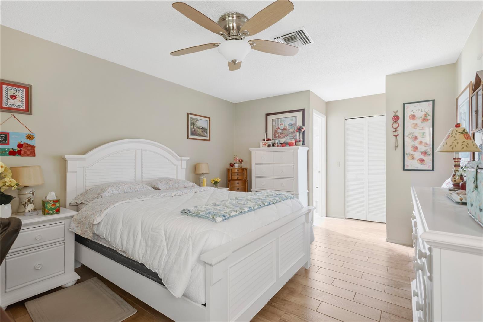 10811 Peppertree, Port Richey, FL 34668