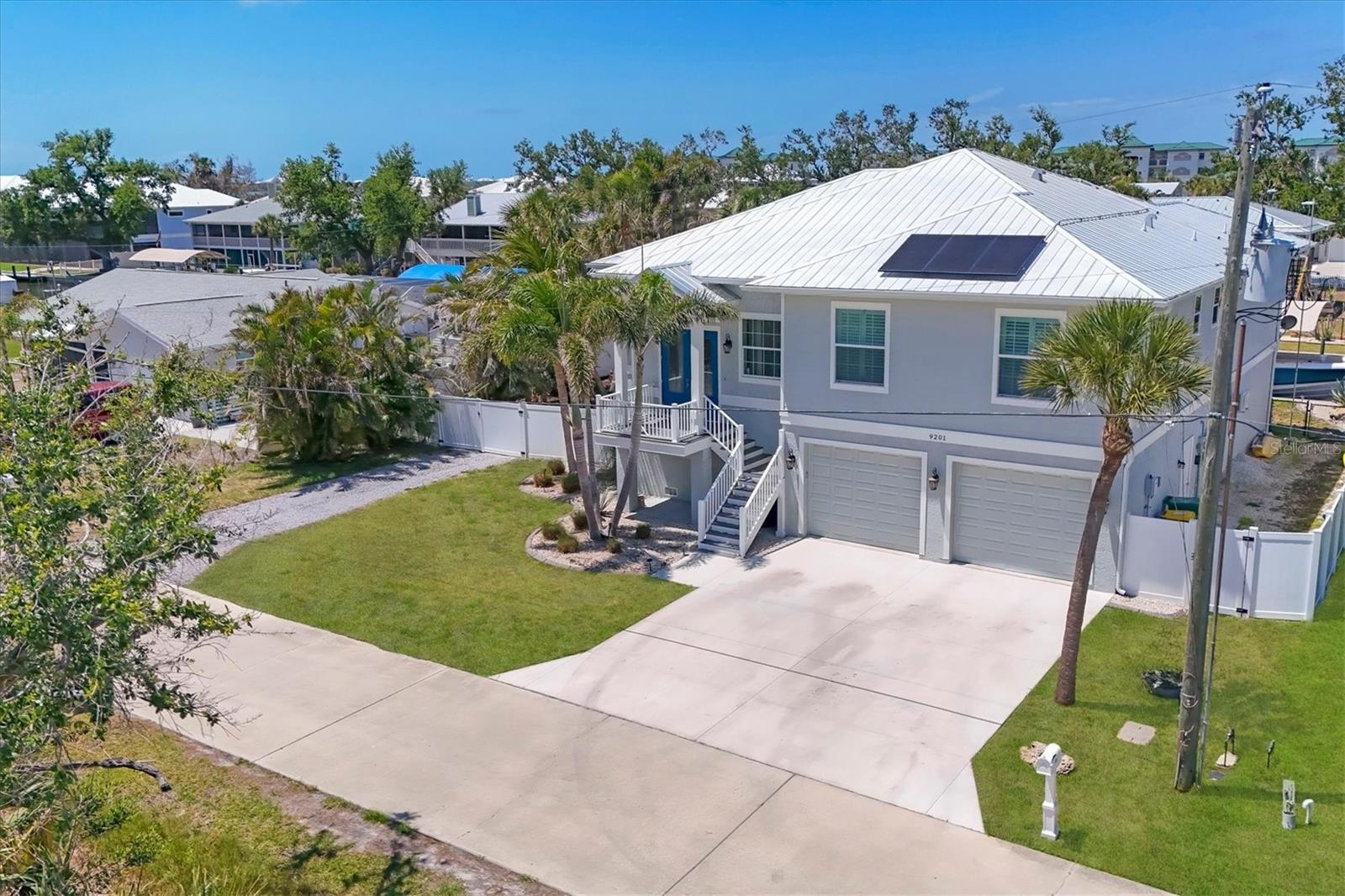 9201 Lake, Englewood, FL 34224