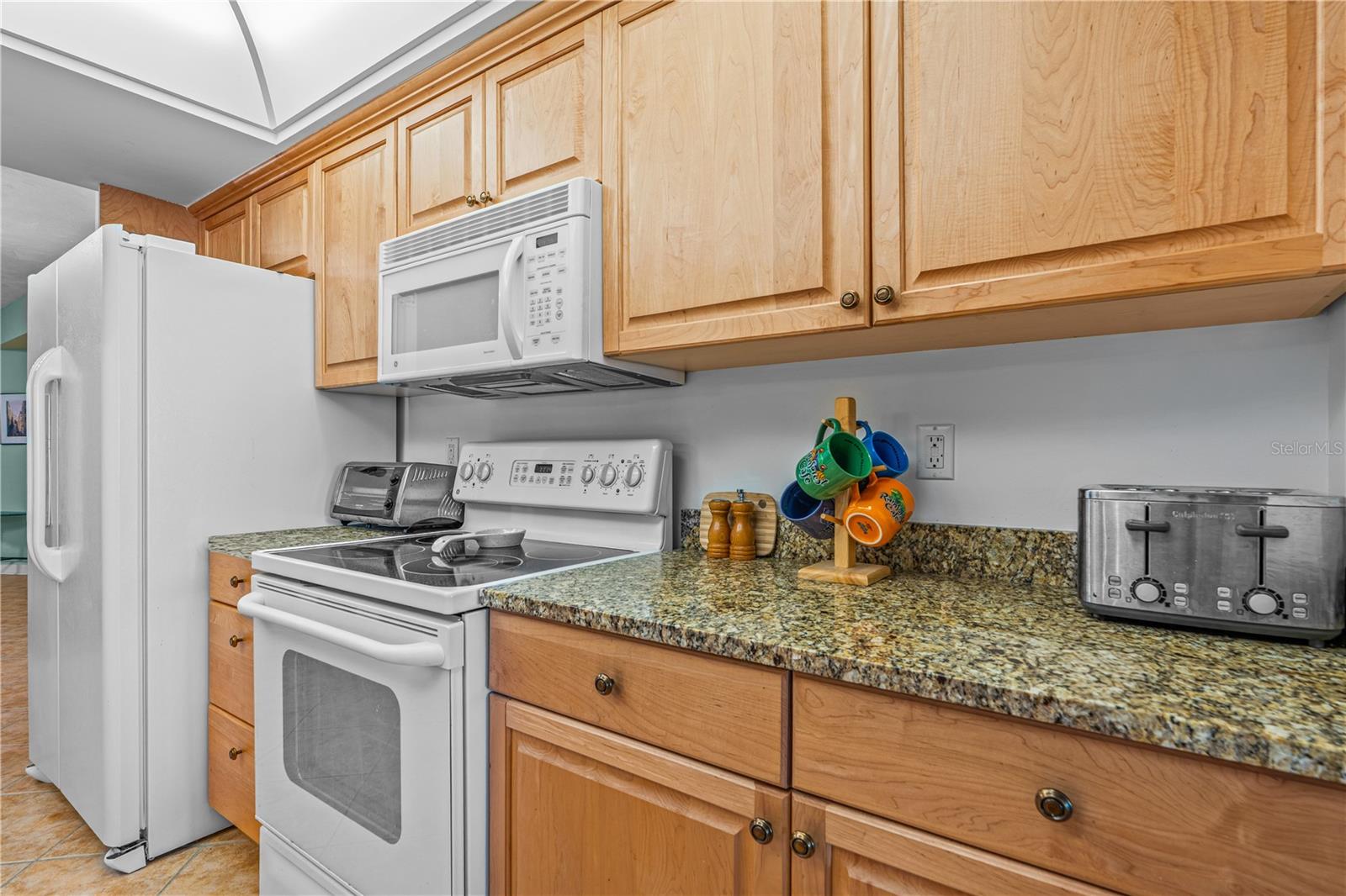 2055 Atlantic Unit 307, Daytona Beach Shores, FL 32118