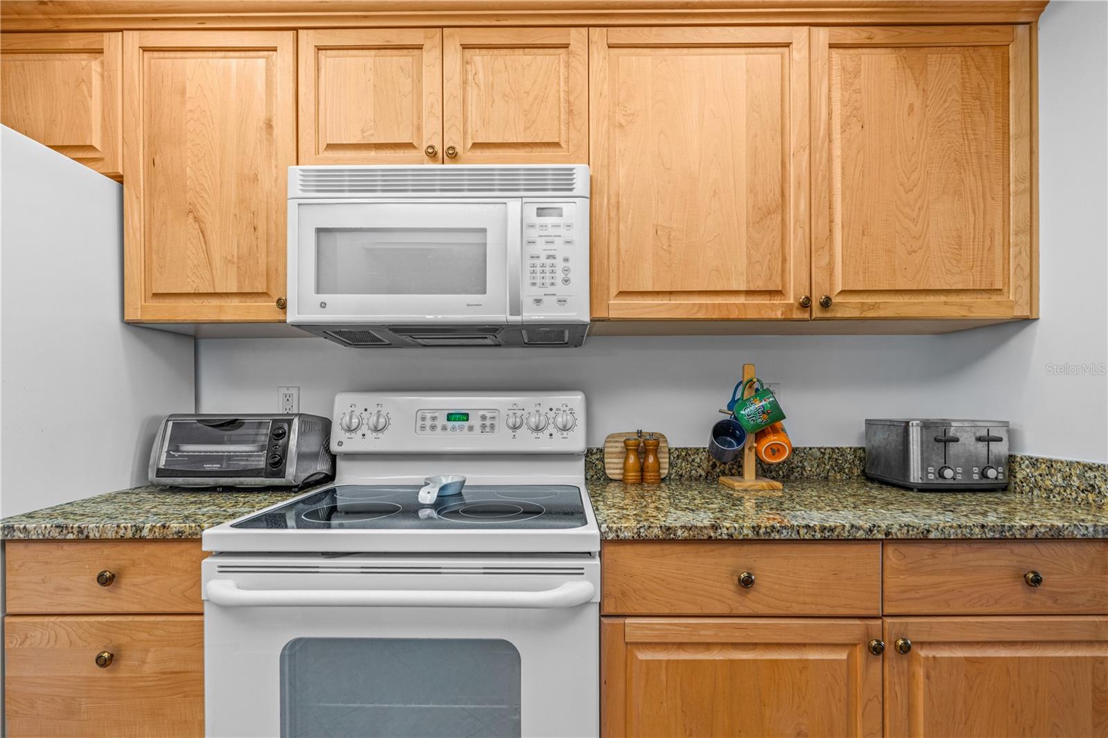 2055 Atlantic Unit 307, Daytona Beach Shores, FL 32118
