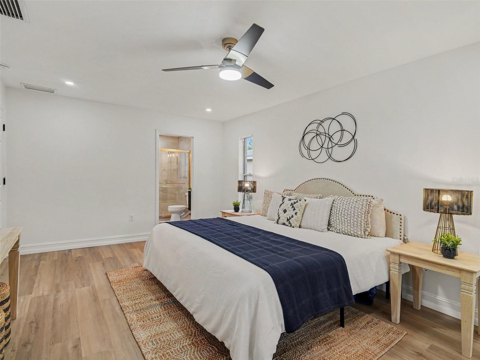 6703 Pointe West Blvd, Bradenton, FL 34209