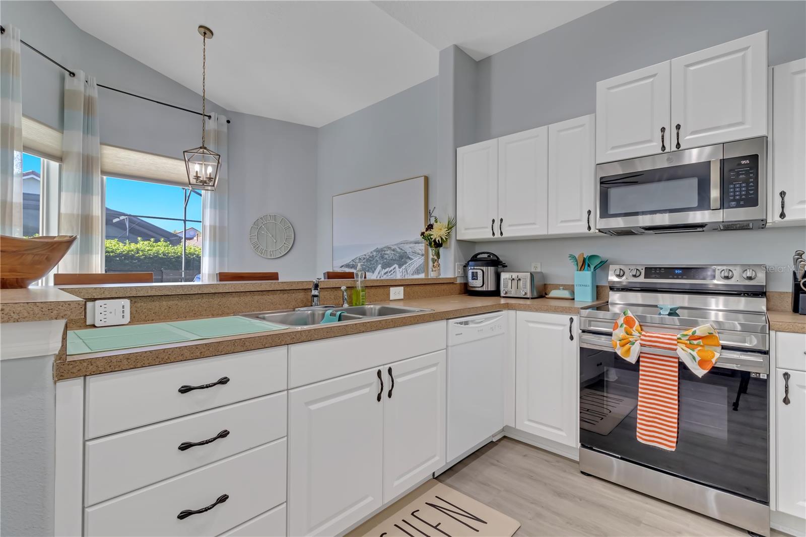 926 Tuscan Hills Blvd, Davenport, FL 33897