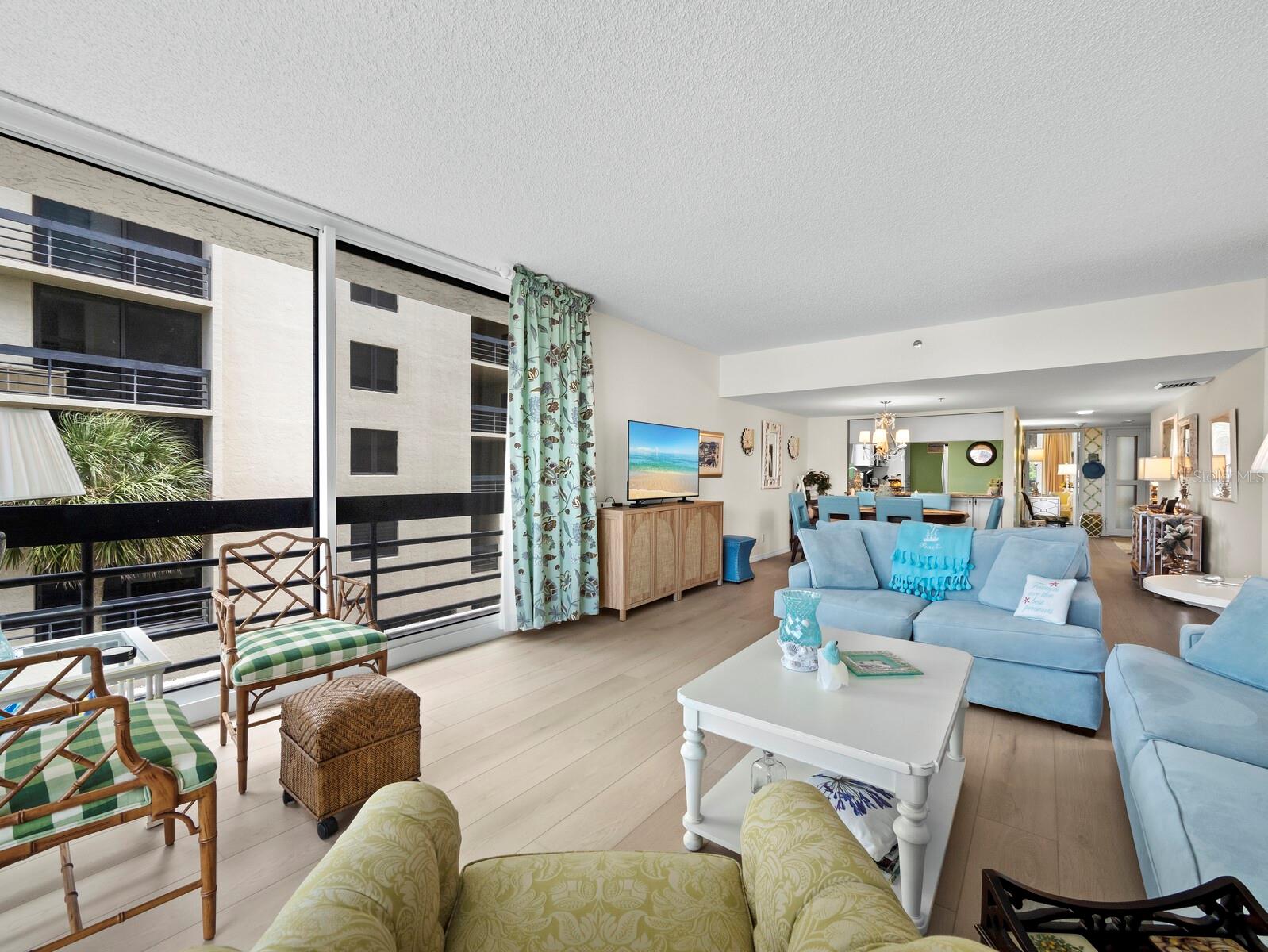 1075 Gulf of Mexico Unit 205, Longboat Key, FL 34228