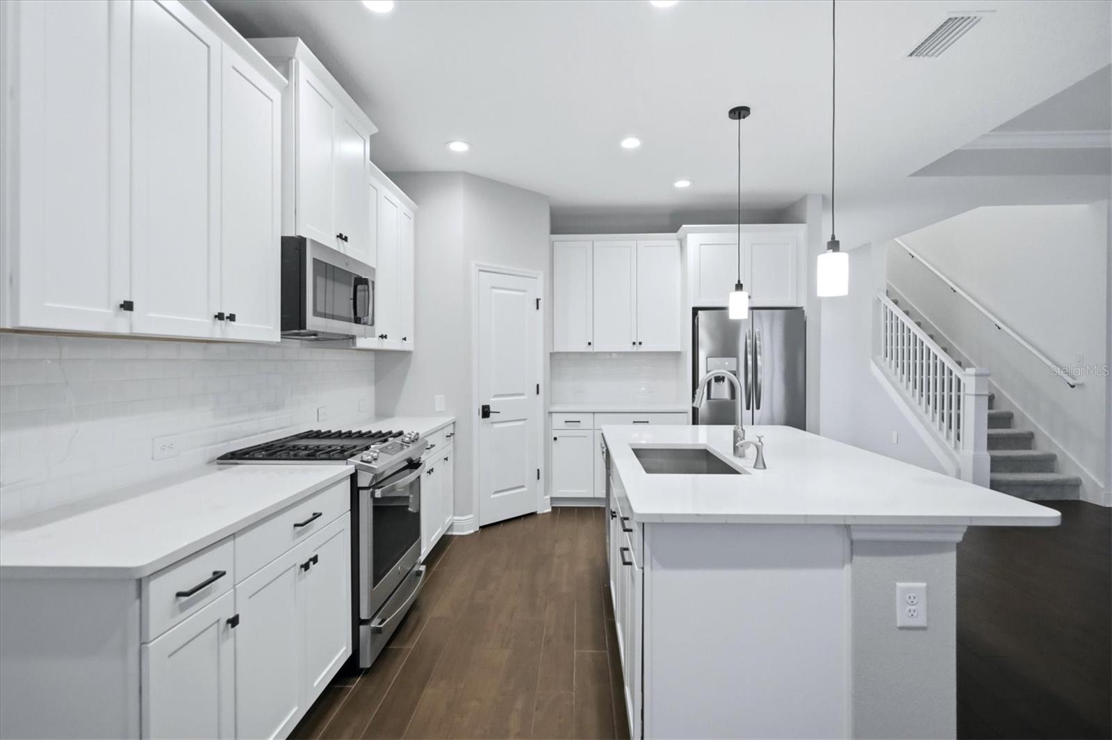 425 Ariano, North Venice, FL 34275