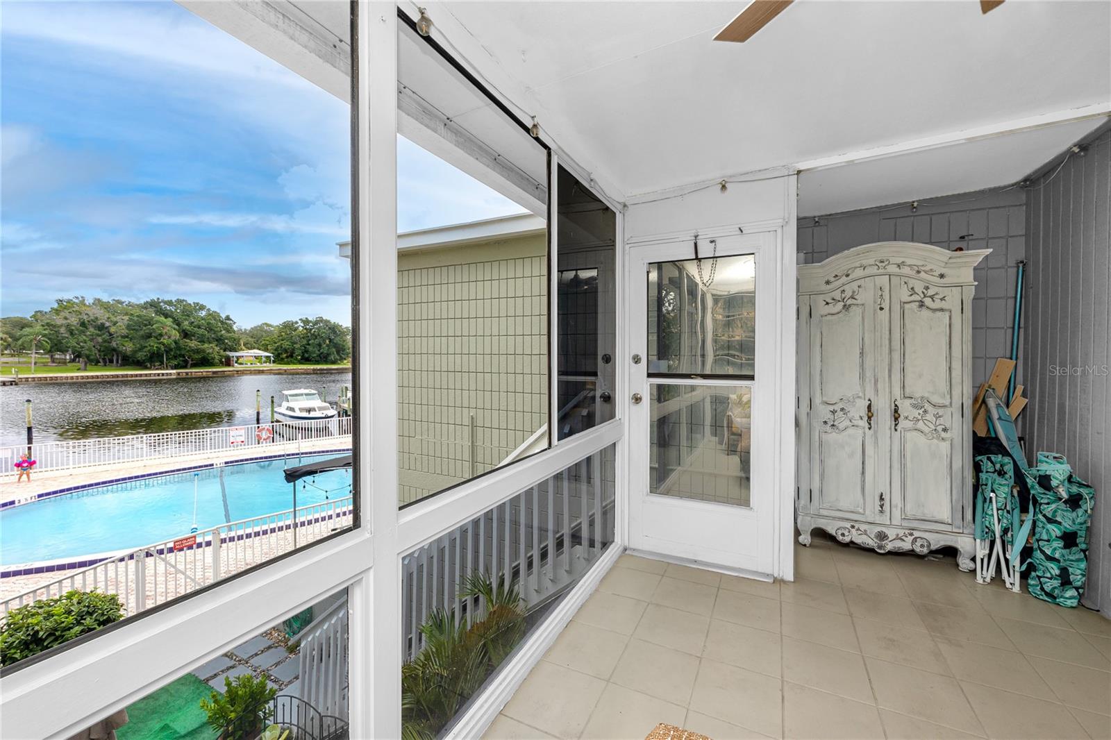 2424 Tampa Bay Unit G209, Tampa, FL 33607