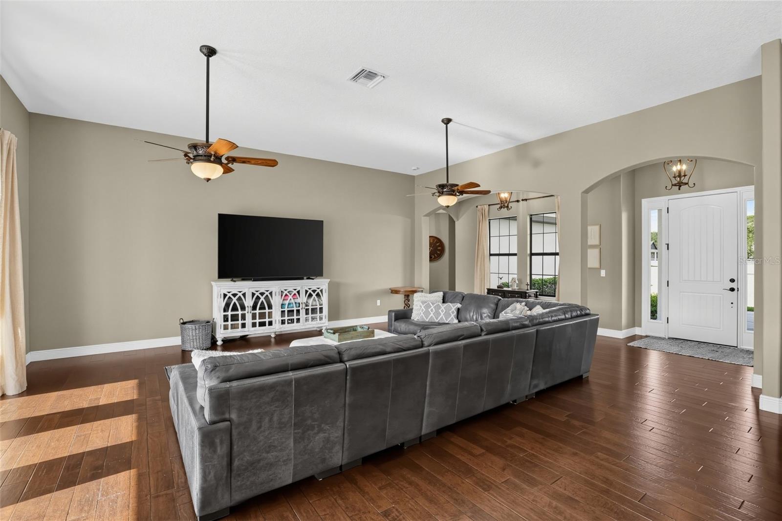 4650 Lake Pickett, Groveland, FL 34736