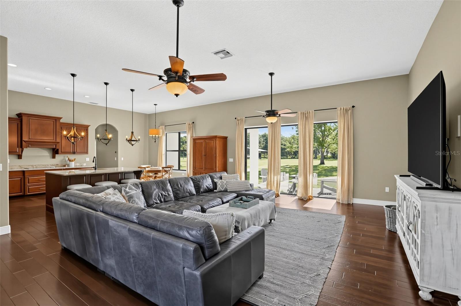 4650 Lake Pickett, Groveland, FL 34736