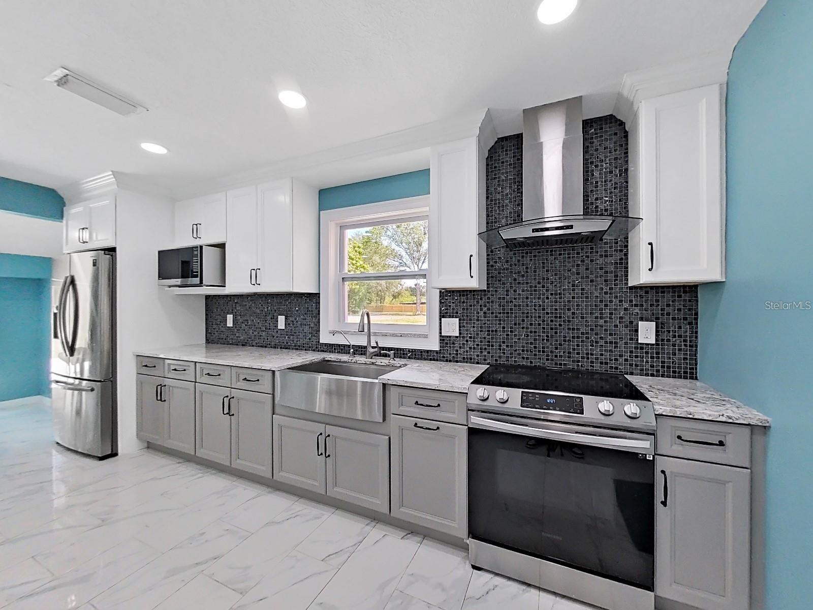 1613 33rd, Ruskin, FL 33570