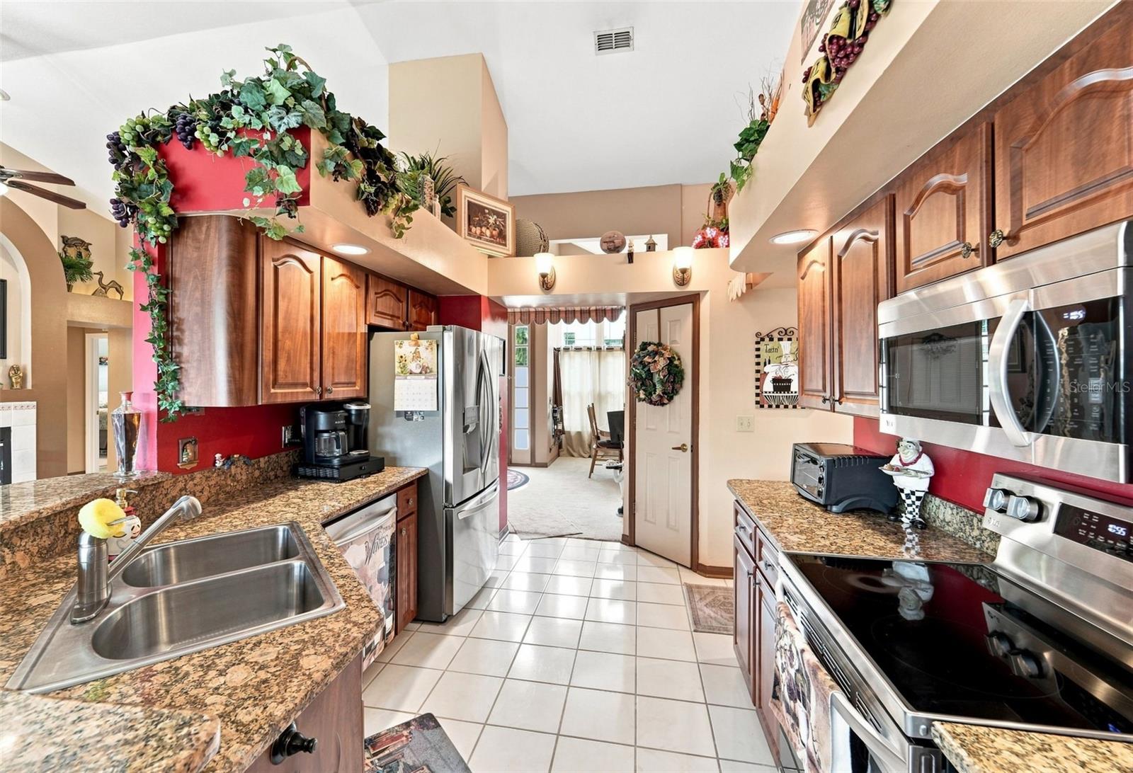 102 Birkwood, Debary, FL 32713