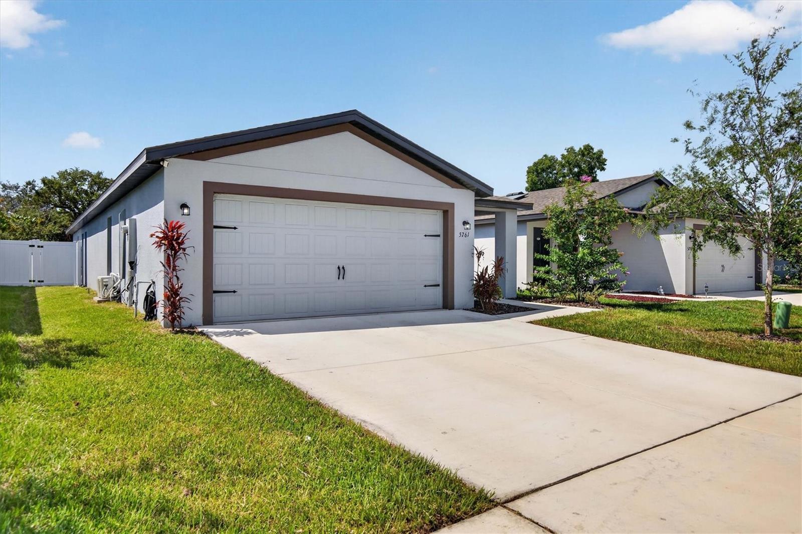 5761 Helmsman, Tampa, FL 33619