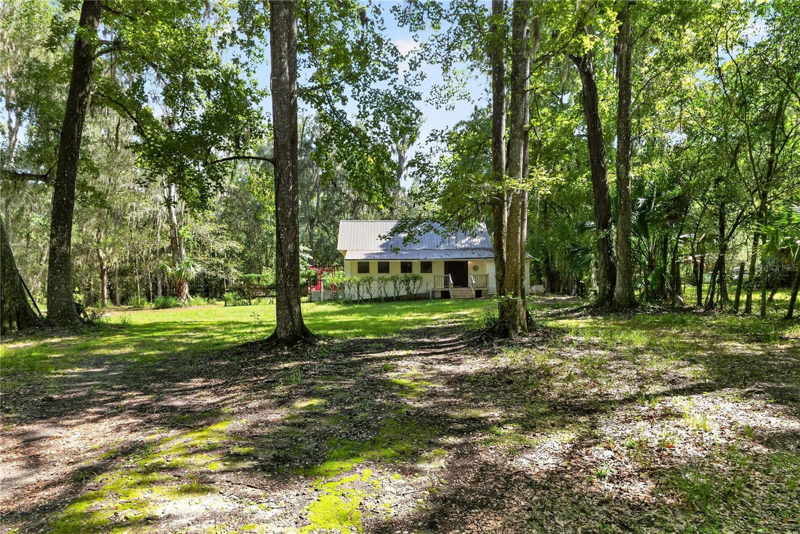 9350 230, Micanopy, FL 32667