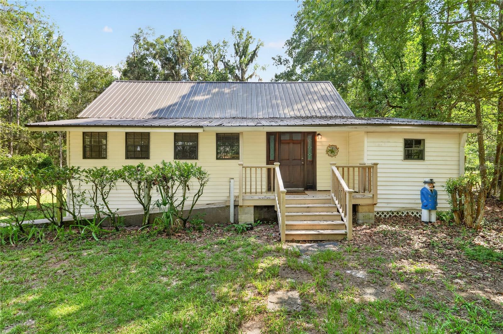 9350 230, Micanopy, FL 32667