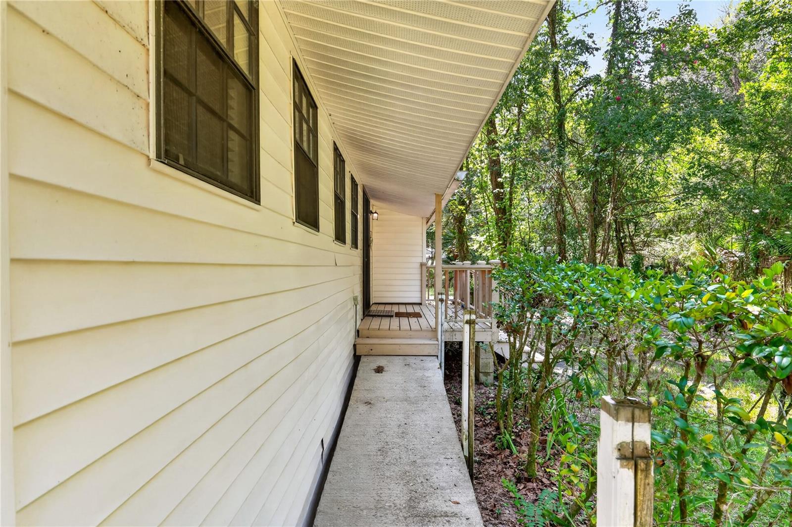 9350 230, Micanopy, FL 32667