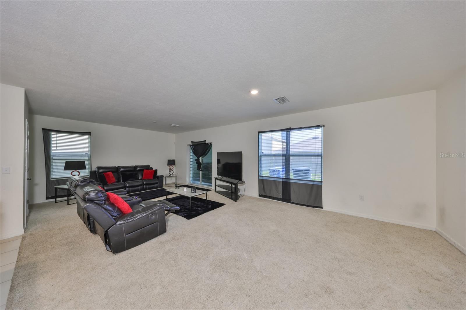 10967 Carlton Fields, Riverview, FL 33579