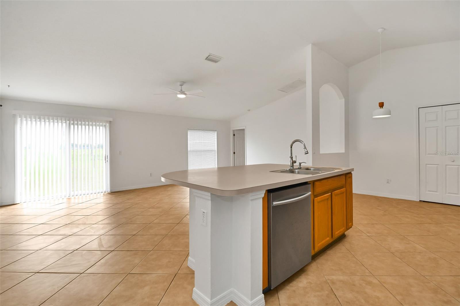 18 Juniper Loop, Ocala, FL 34480