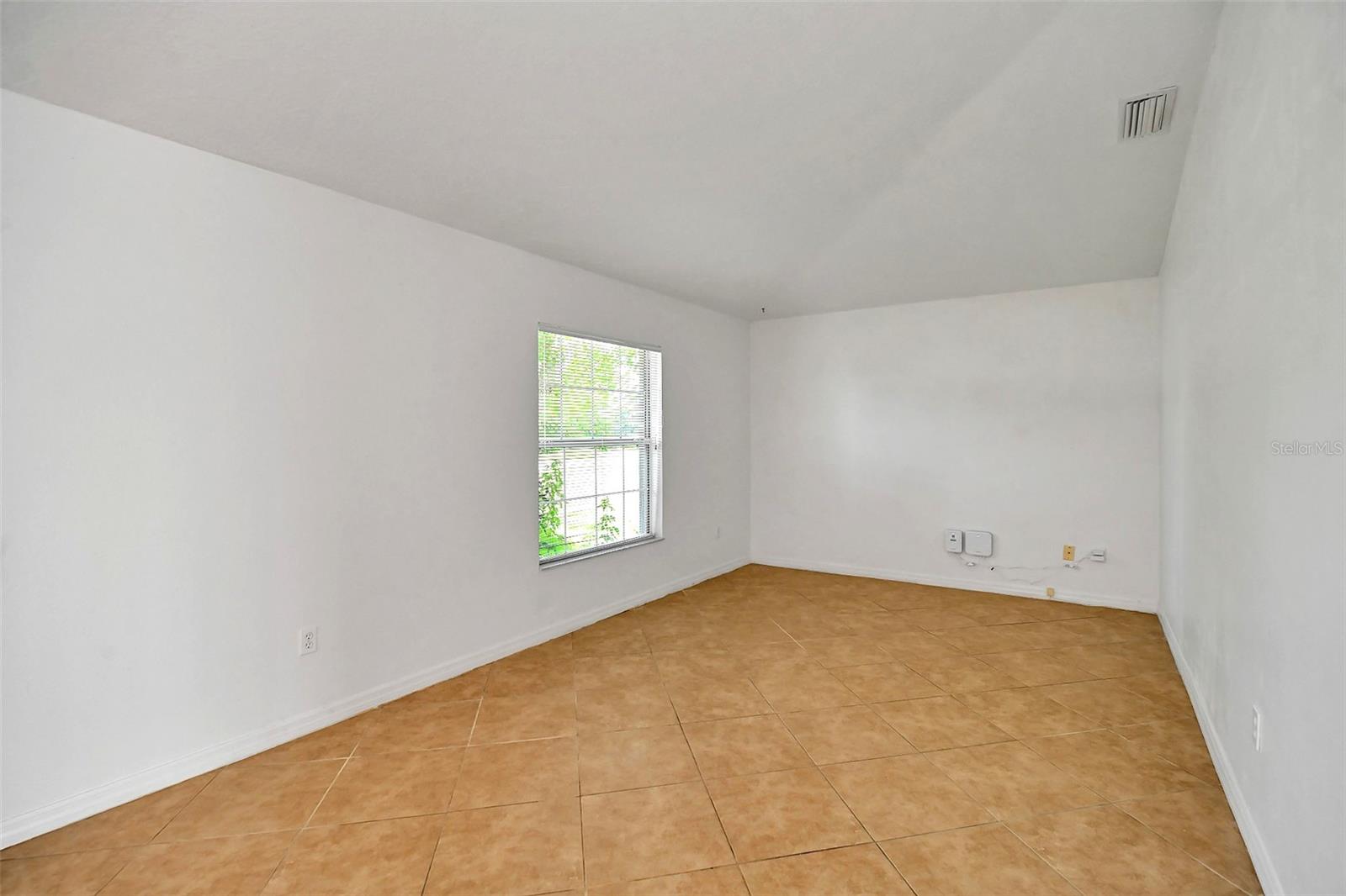 18 Juniper Loop, Ocala, FL 34480