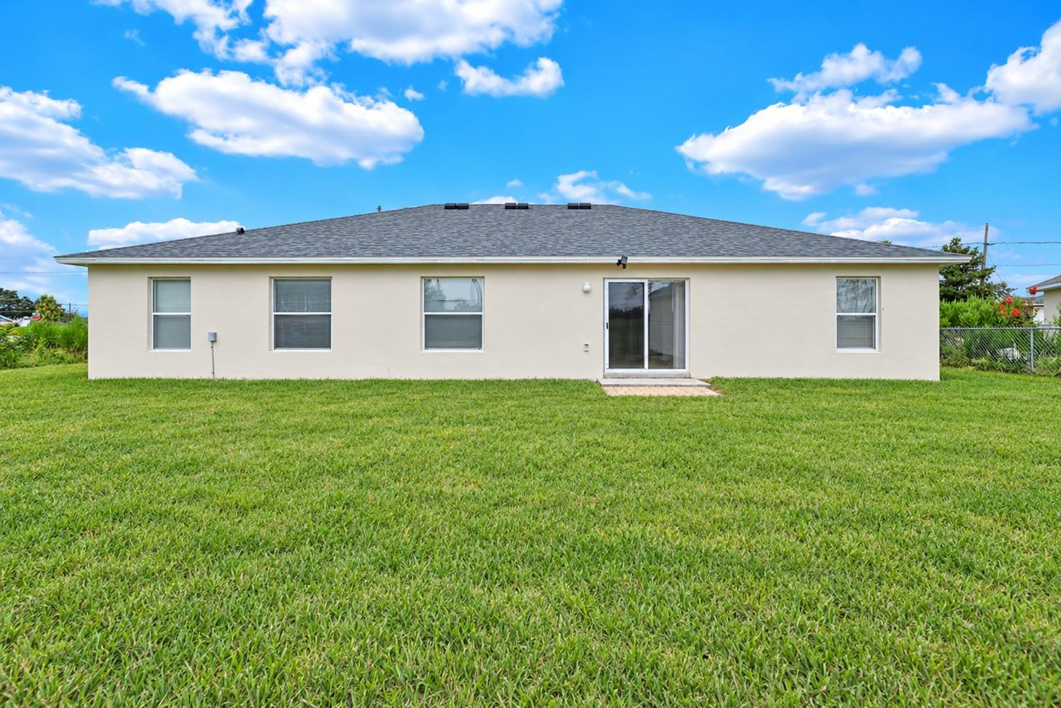 18 Juniper Loop, Ocala, FL 34480