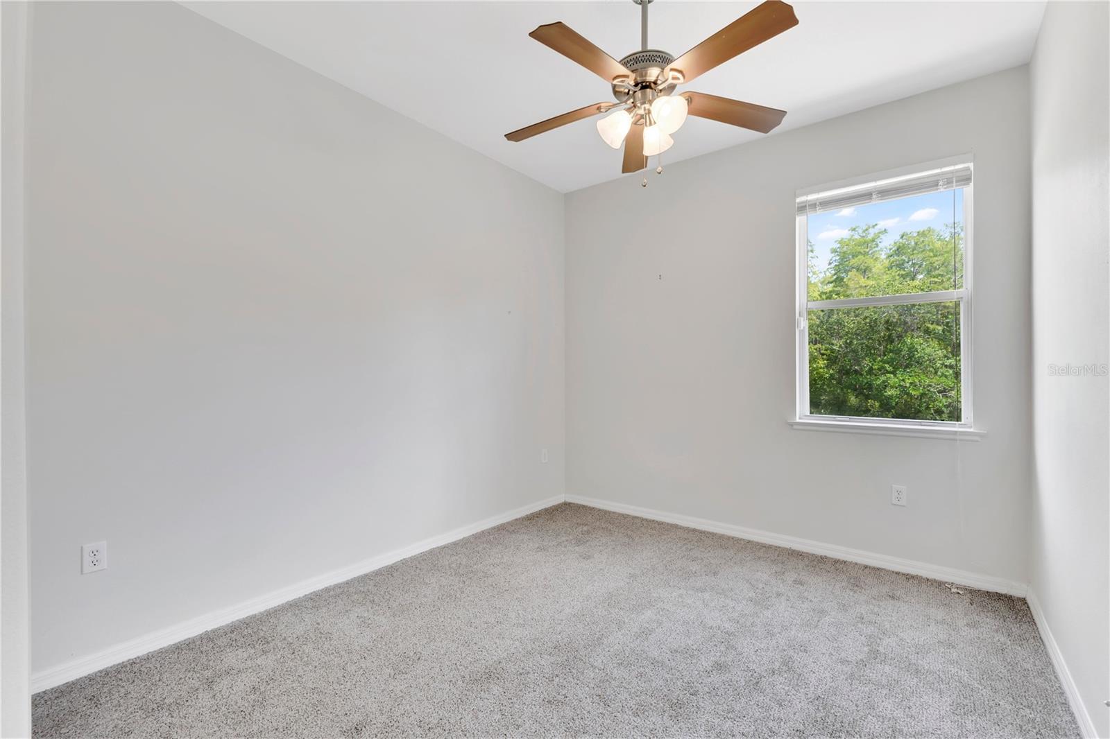 735 Palaiseau, Kissimmee, FL 34759