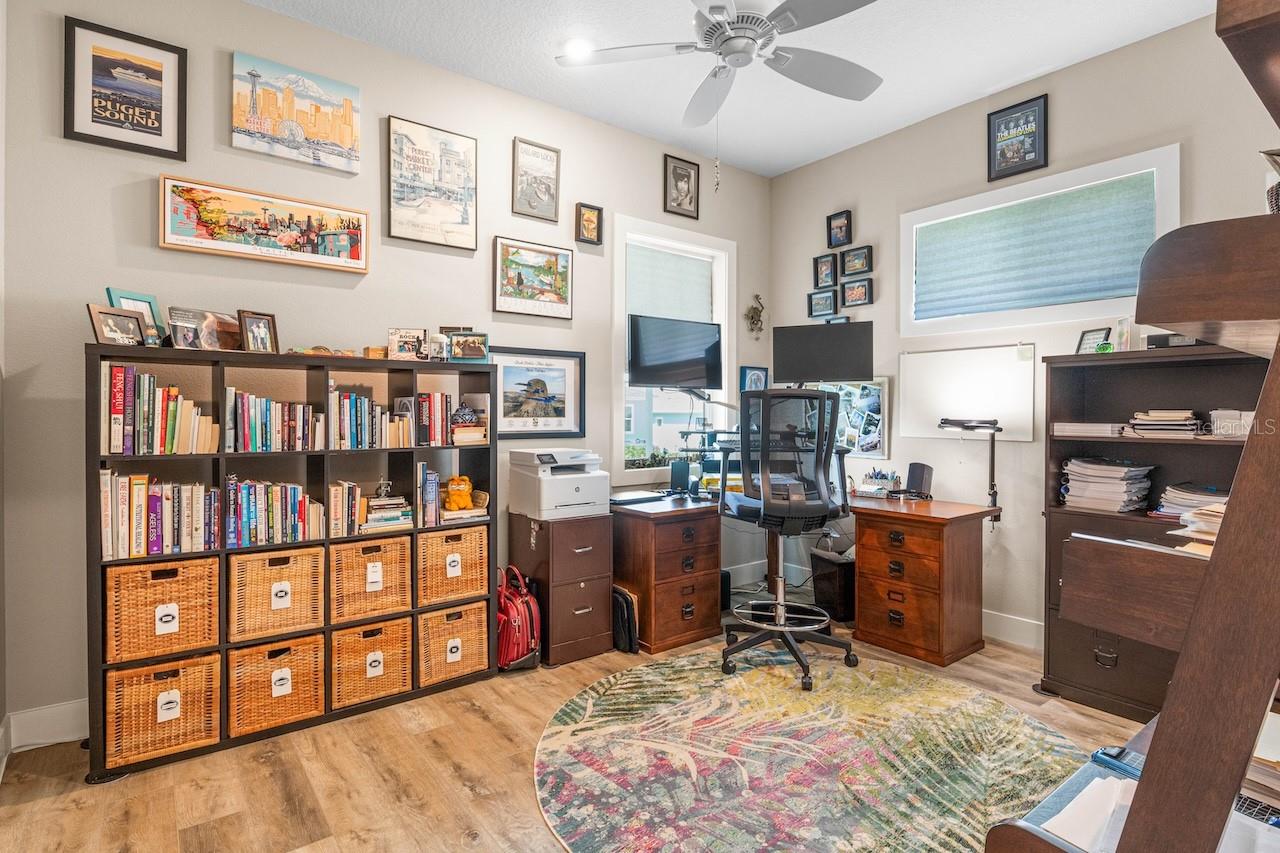 1148 Bahia Honda Key, Lady Lake, FL 32159