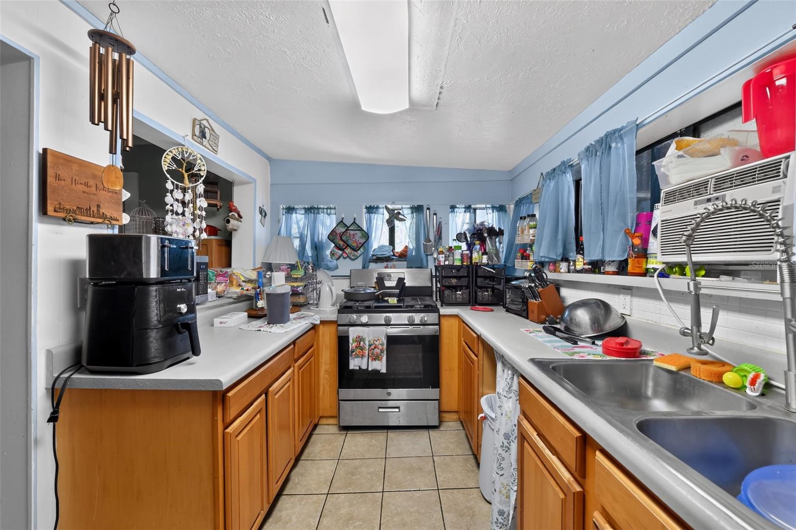 806 35th, Bradenton, FL 34205
