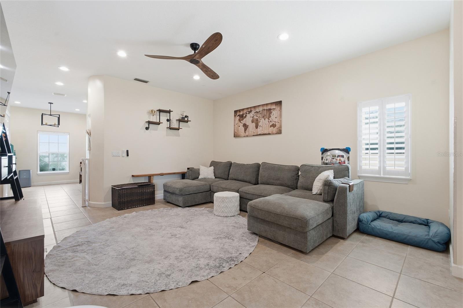1873 64th, St Petersburg, FL 33702