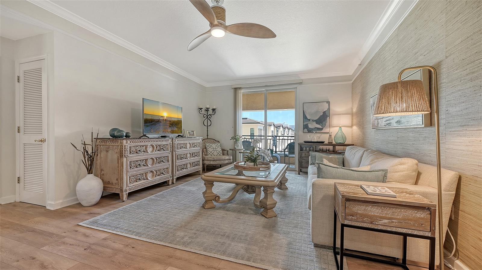 750 Tamiami Unit 304, Sarasota, FL 34236