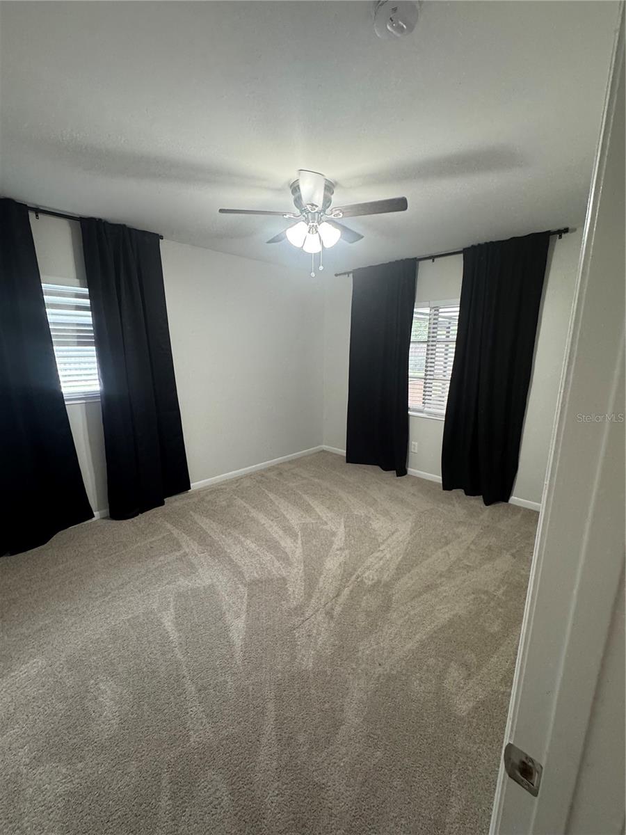 5608 Gateway, Tampa, FL 33615
