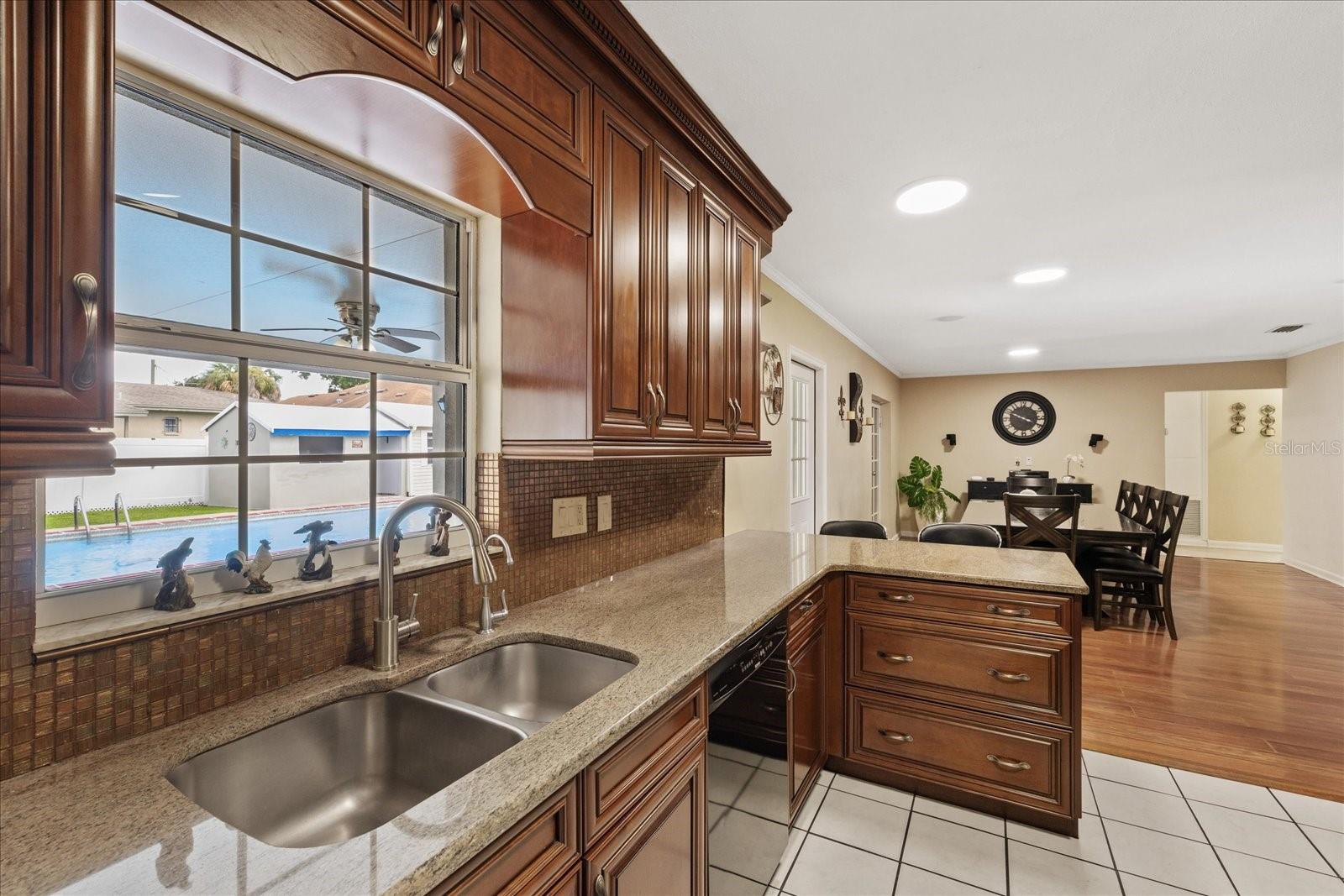 5809 Hale, Tampa, FL 33614