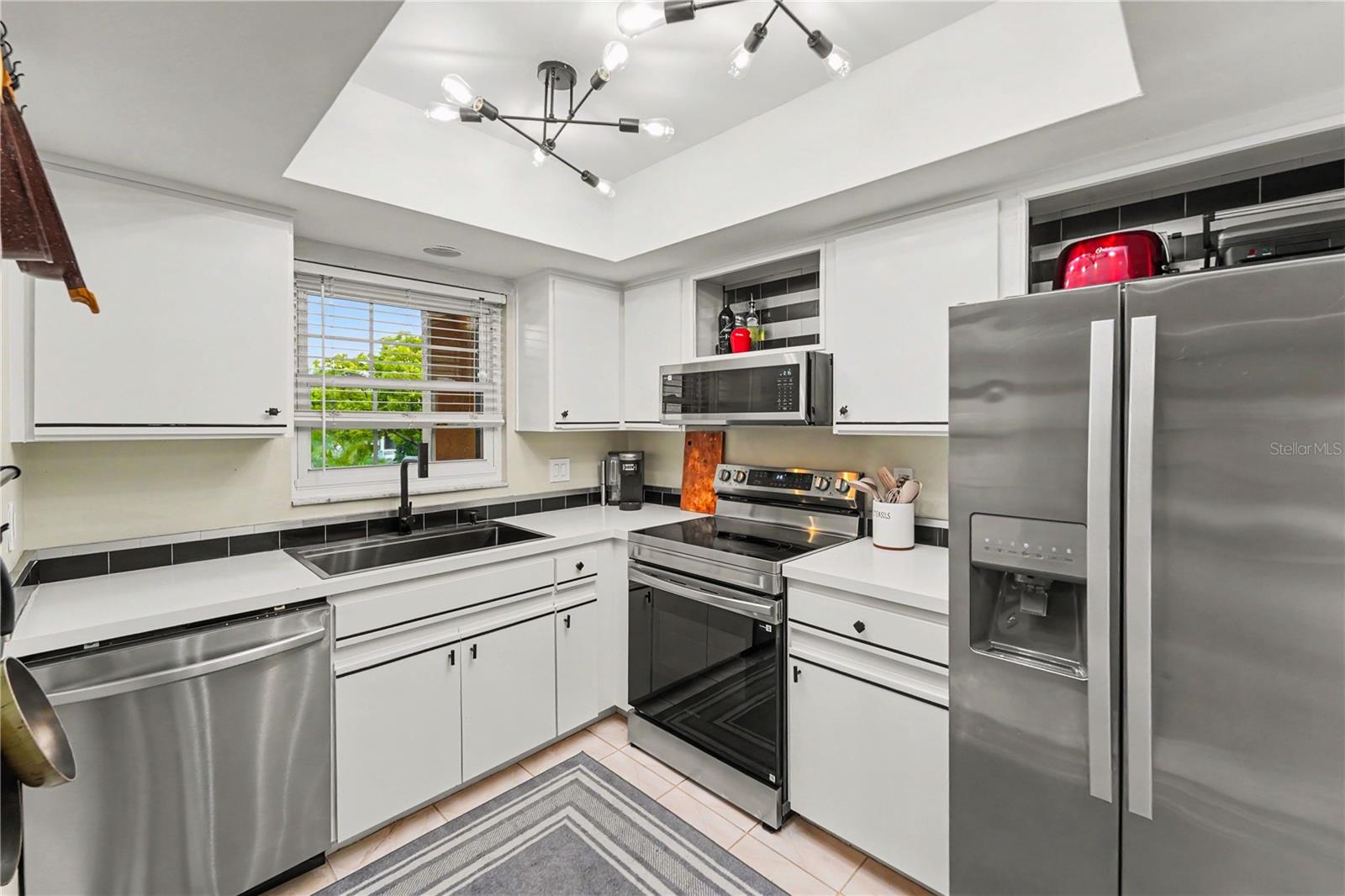 12900 Vonn Unit E204, Largo, FL 33774