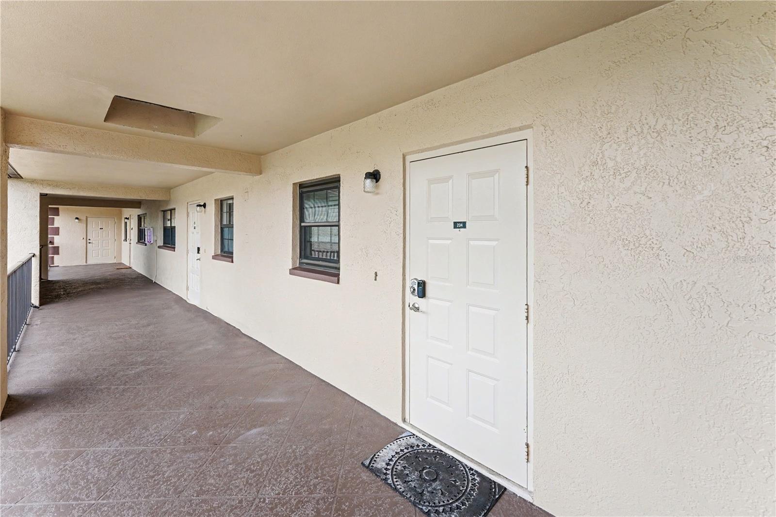 12900 Vonn Unit E204, Largo, FL 33774