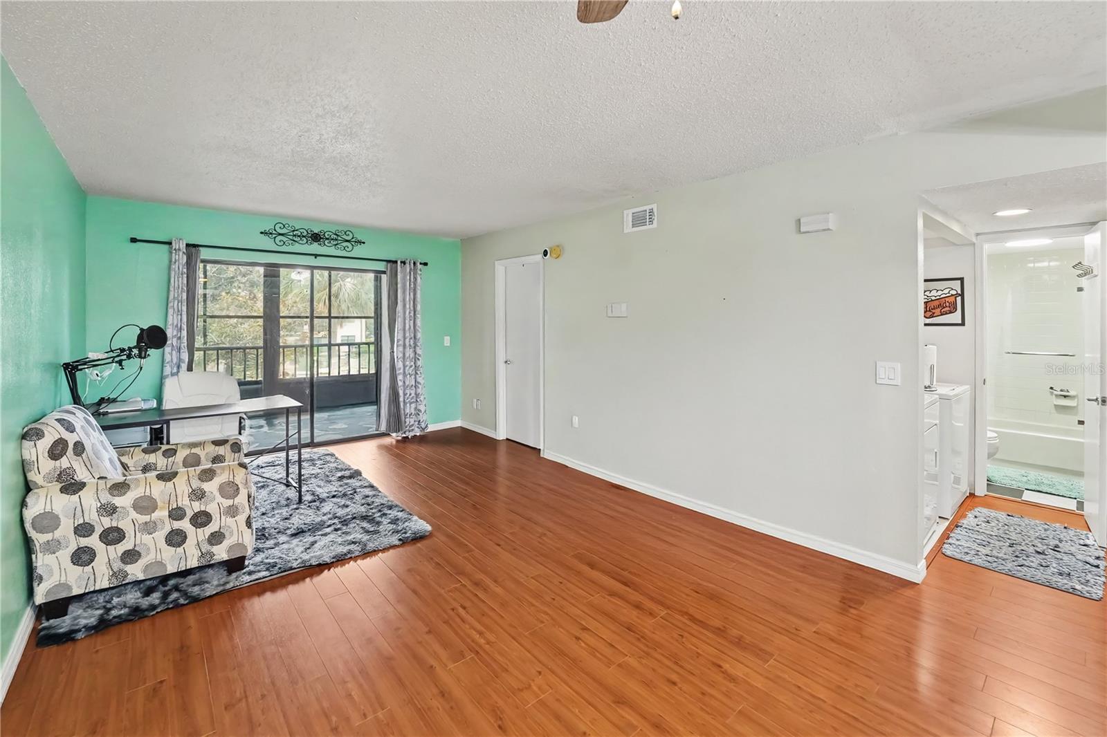 12900 Vonn Unit E204, Largo, FL 33774