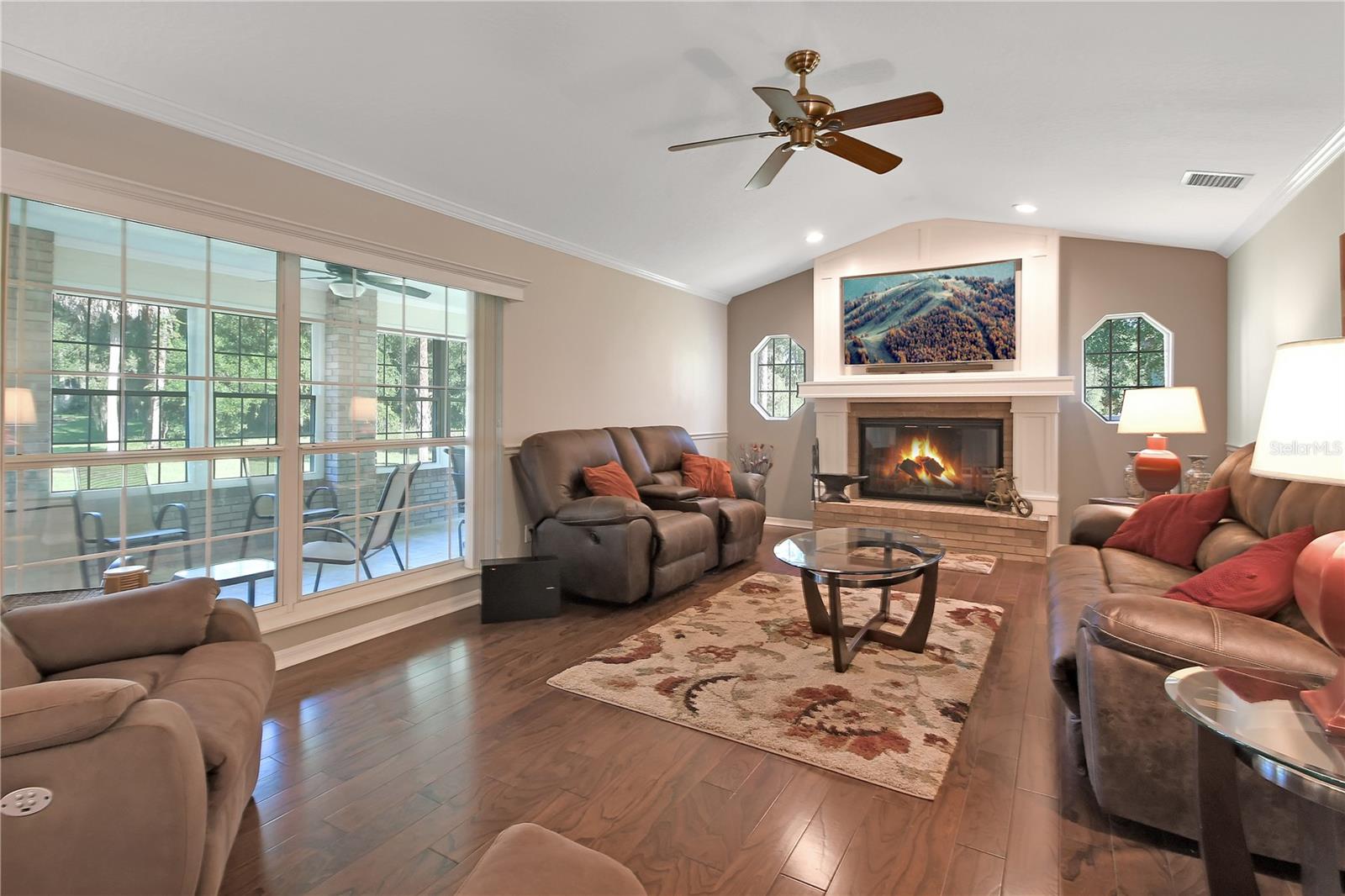 1925 Glenwood Oaks, Deland, FL 32720