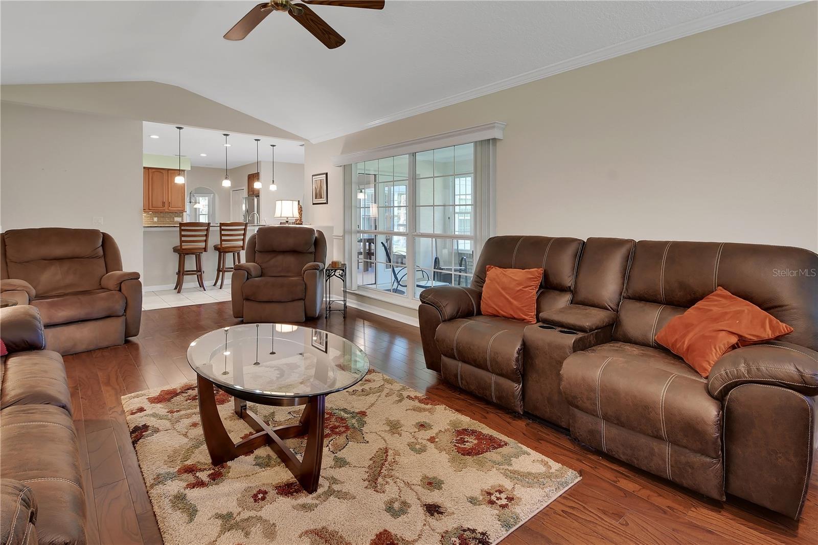 1925 Glenwood Oaks, Deland, FL 32720