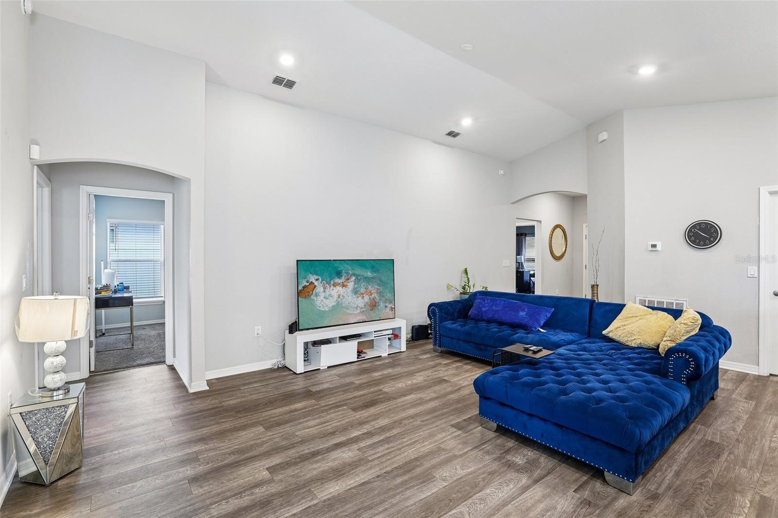 1042 Corso Dr, Winter Haven, FL 33884