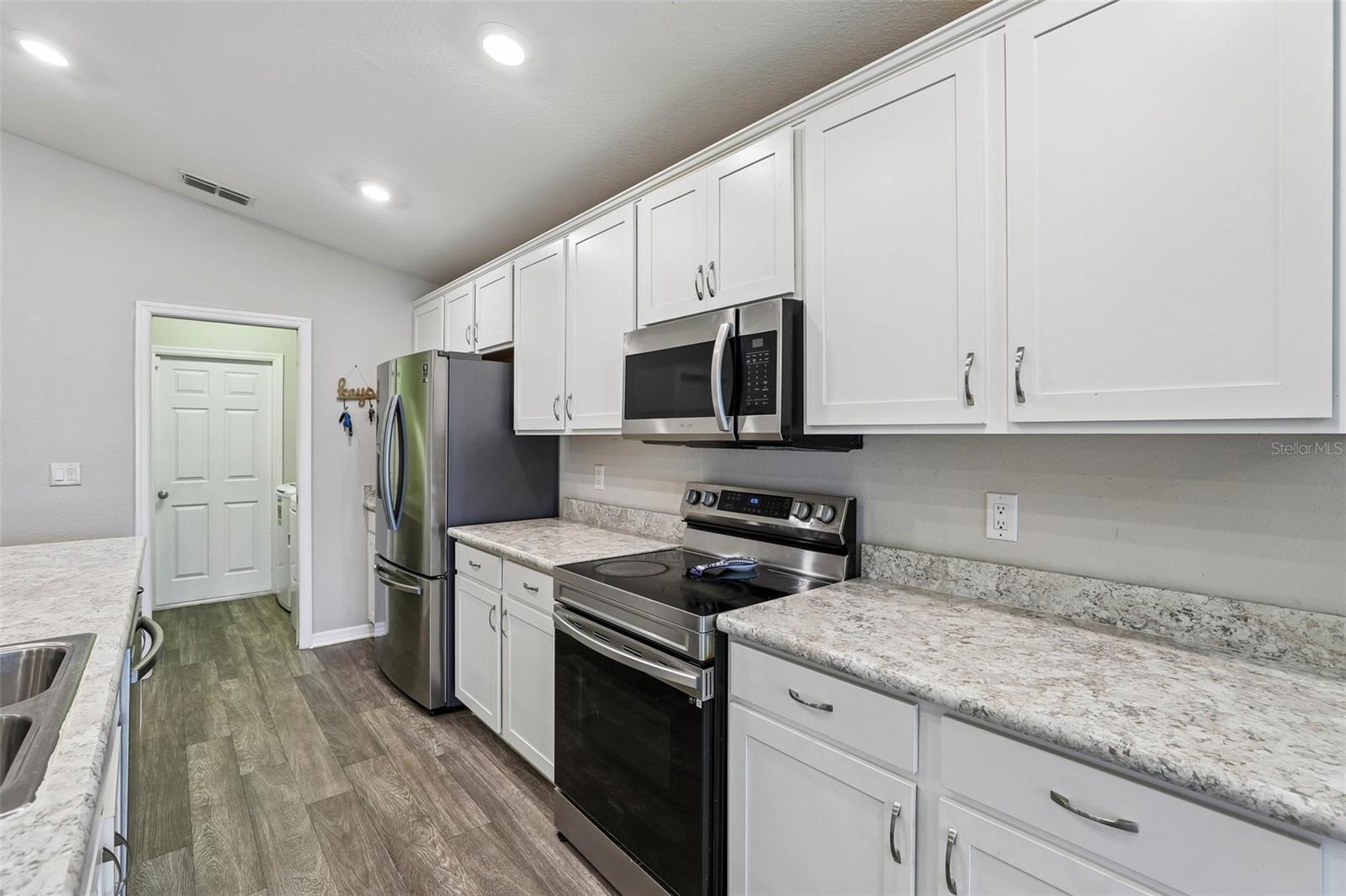 1042 Corso Dr, Winter Haven, FL 33884