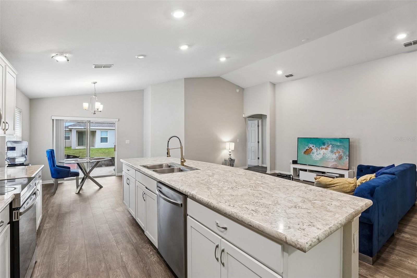 1042 Corso Dr, Winter Haven, FL 33884