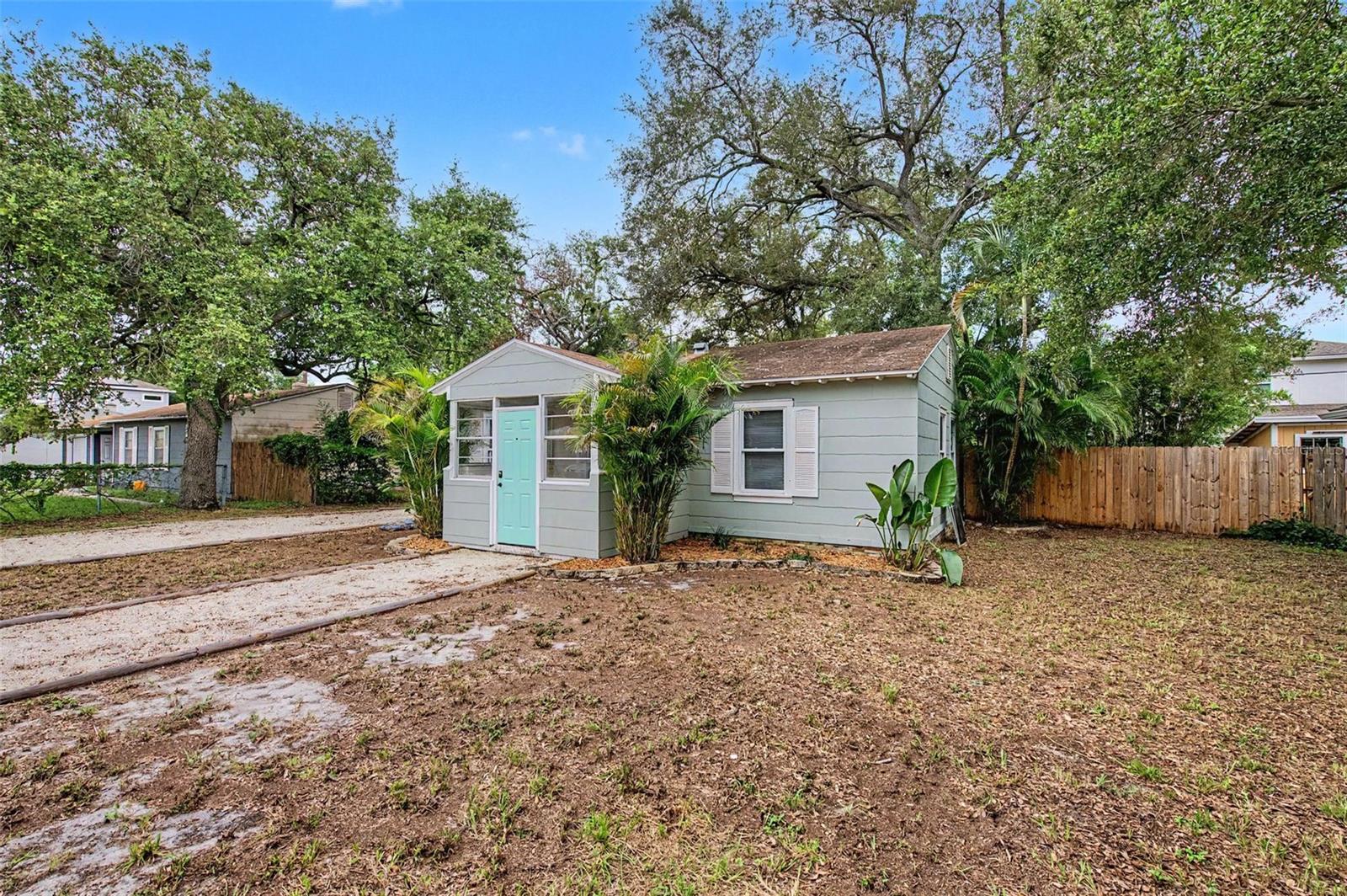 3208 Hartnett, Tampa, FL 33611