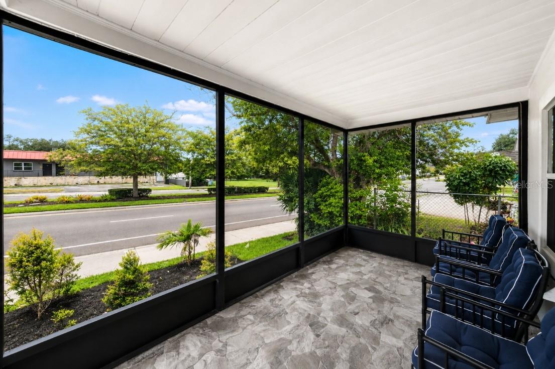 8912 40th, Tampa, FL 33604