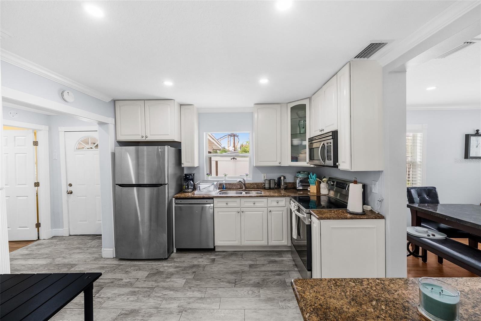8912 40th, Tampa, FL 33604