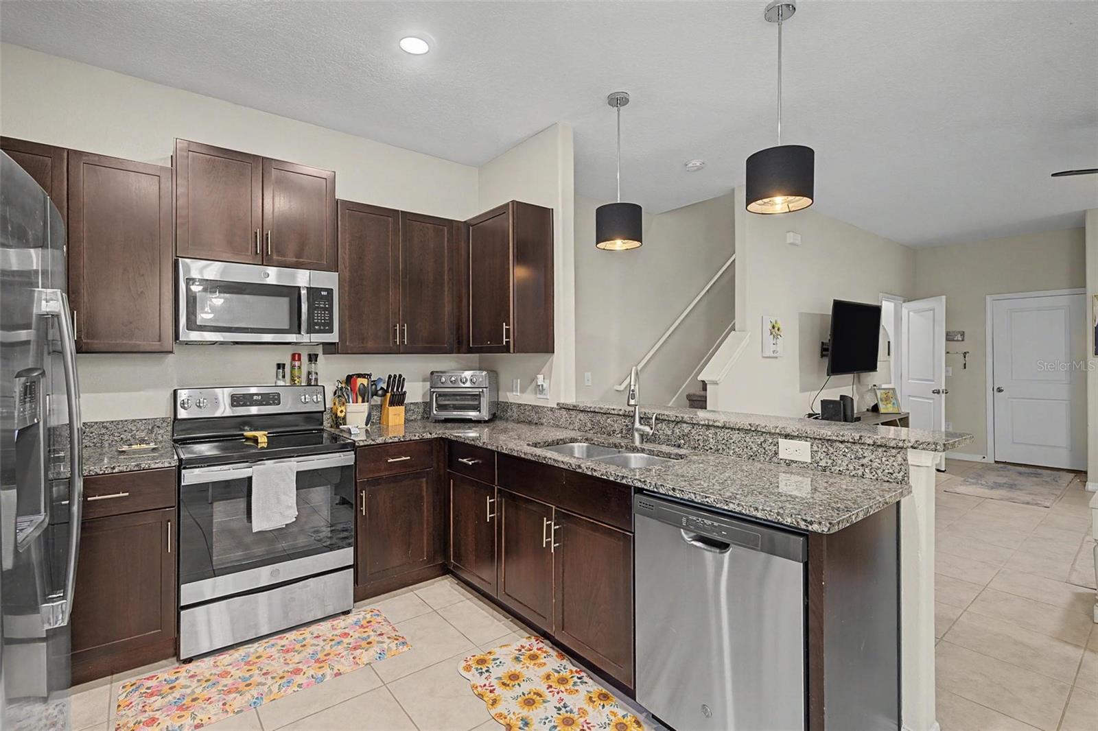 9706 Pembrooke Pines, Sun City Center, FL 33573