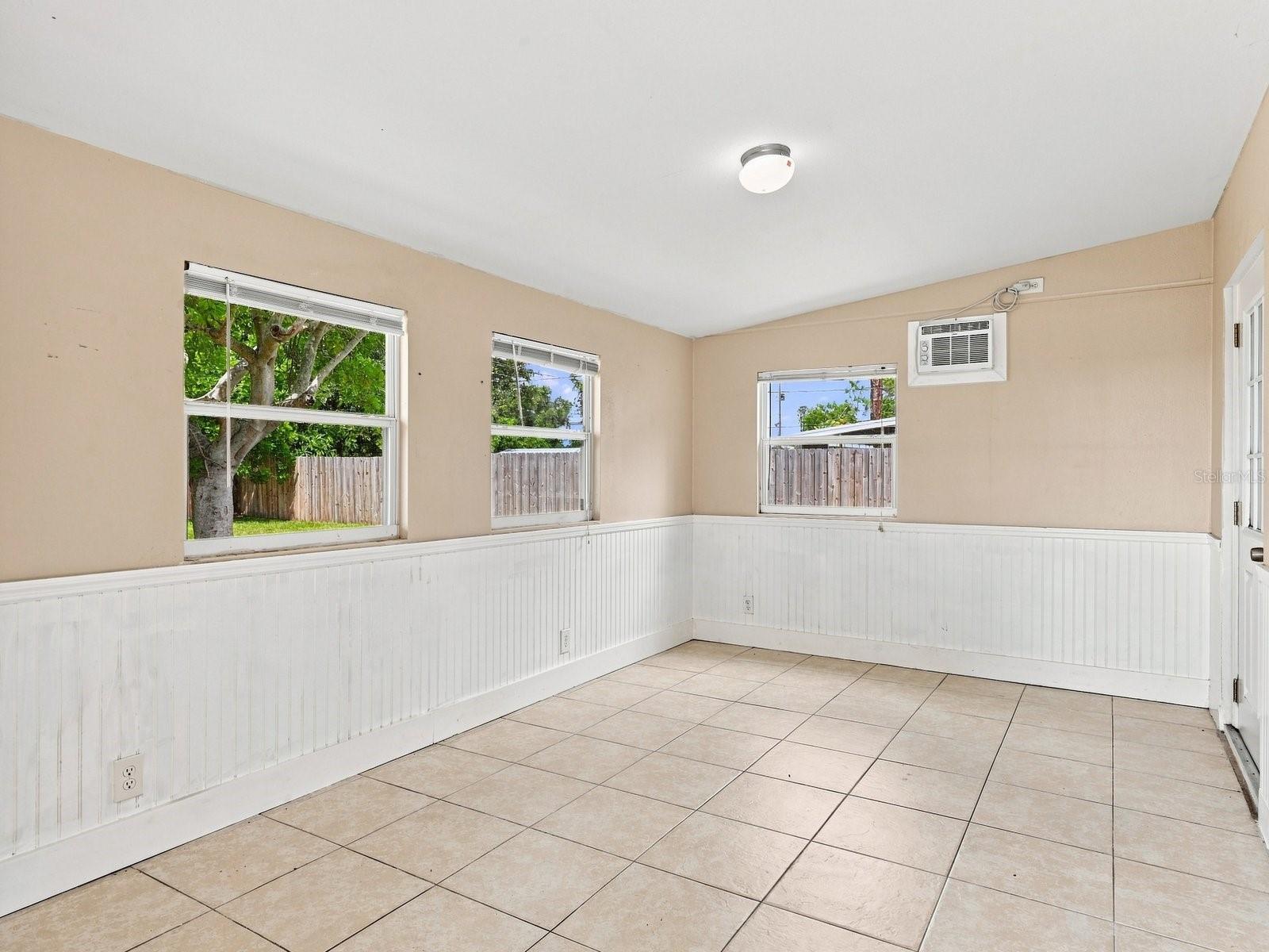 208 62nd, Bradenton, FL 34209