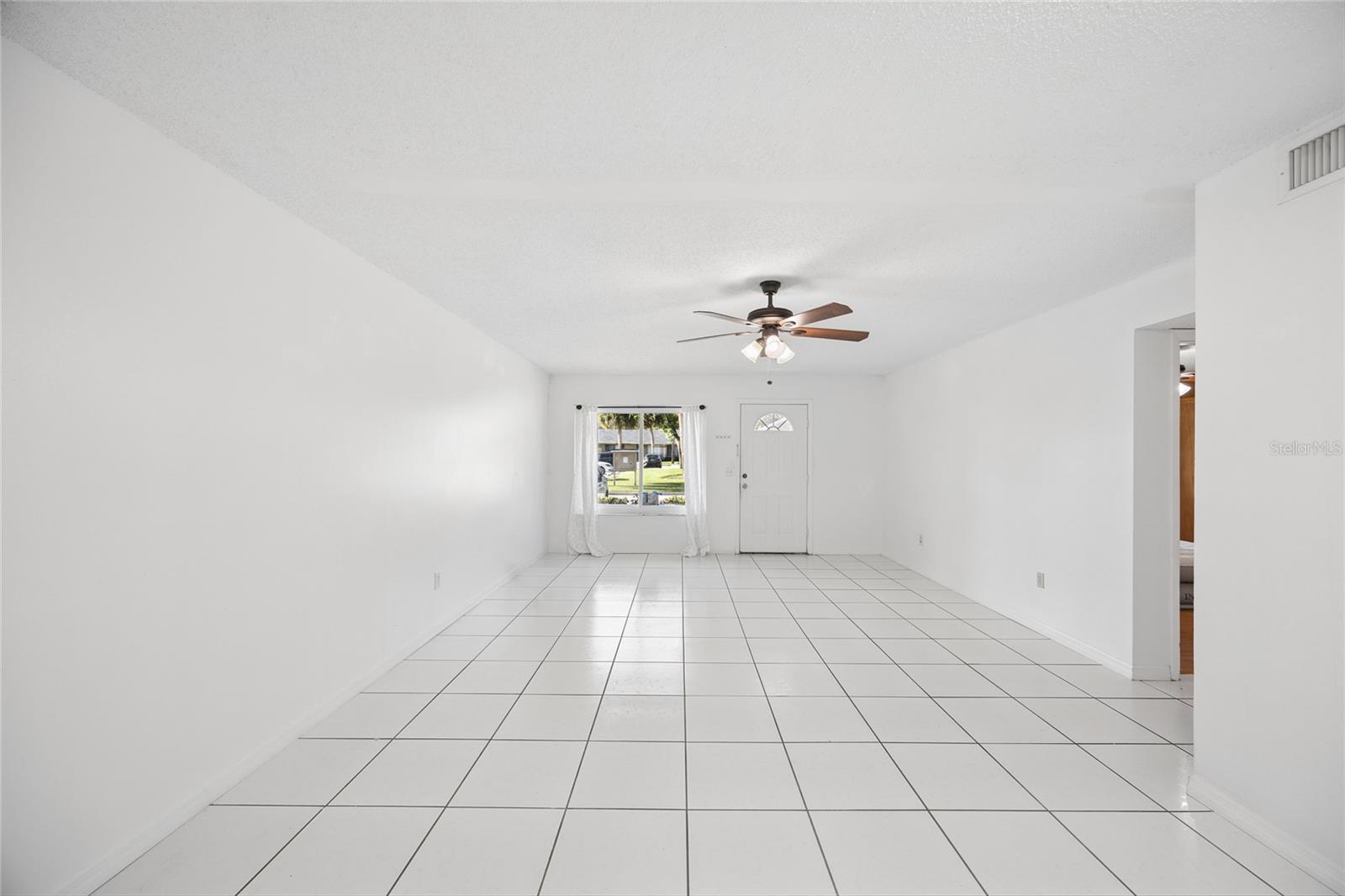 725 Northlake Unit 10, Altamonte Springs, FL 32701