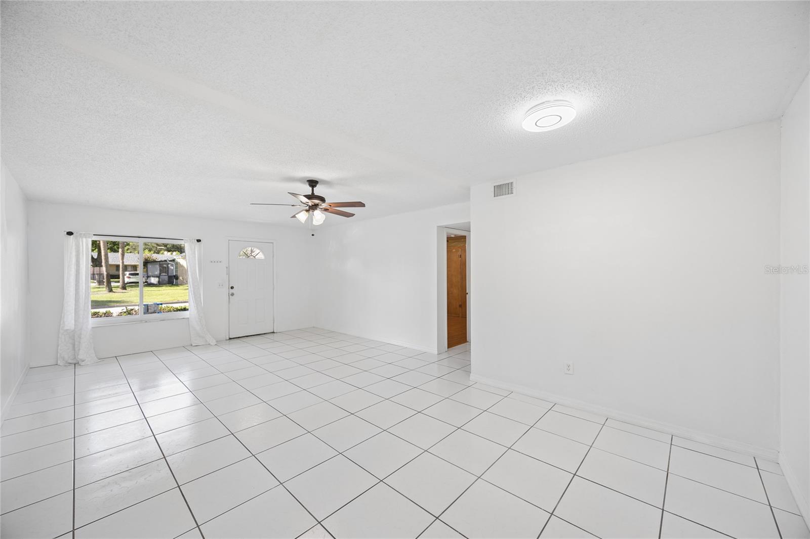 725 Northlake Unit 10, Altamonte Springs, FL 32701