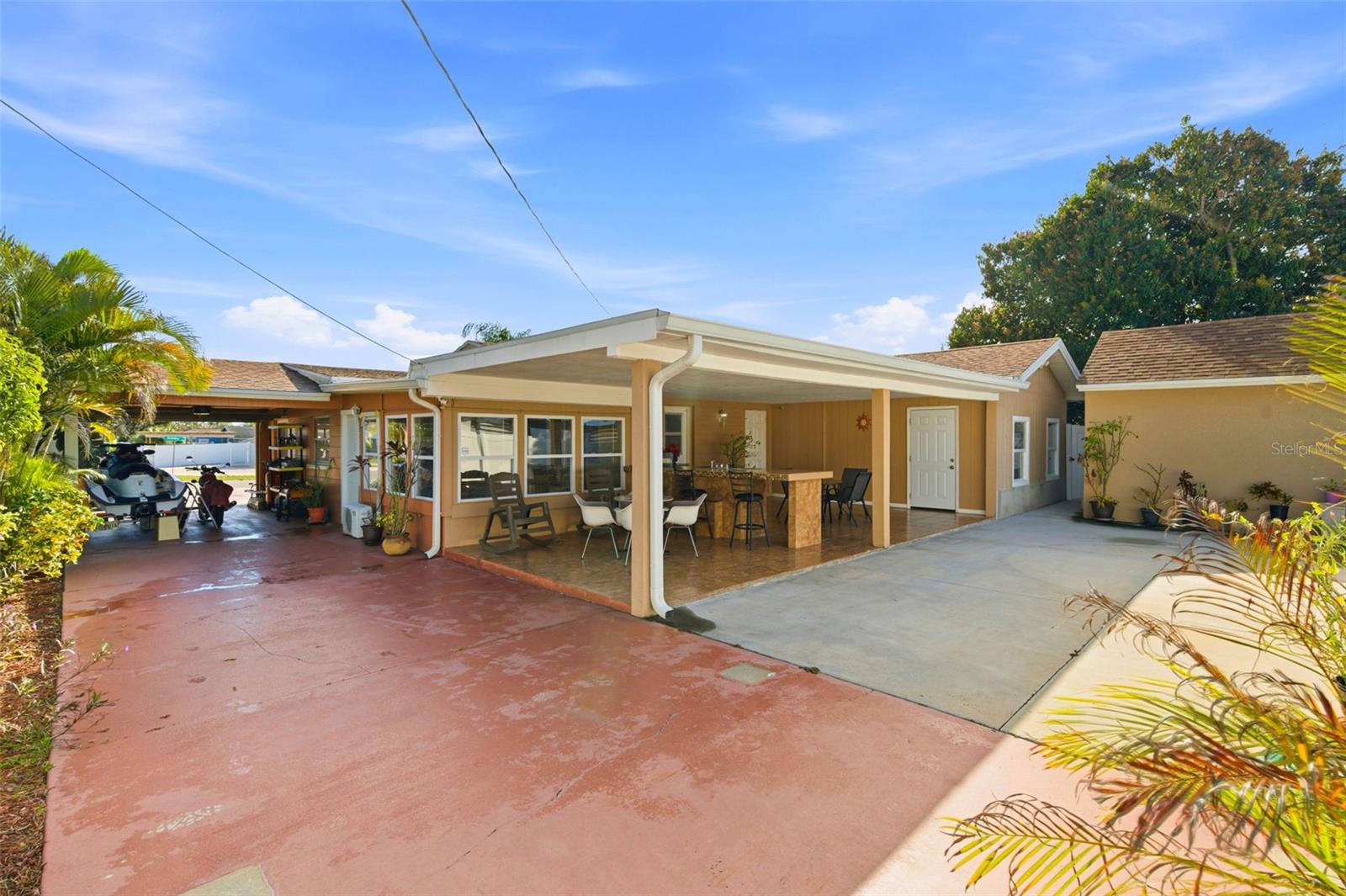 4914 Holiday, Tampa, FL 33615