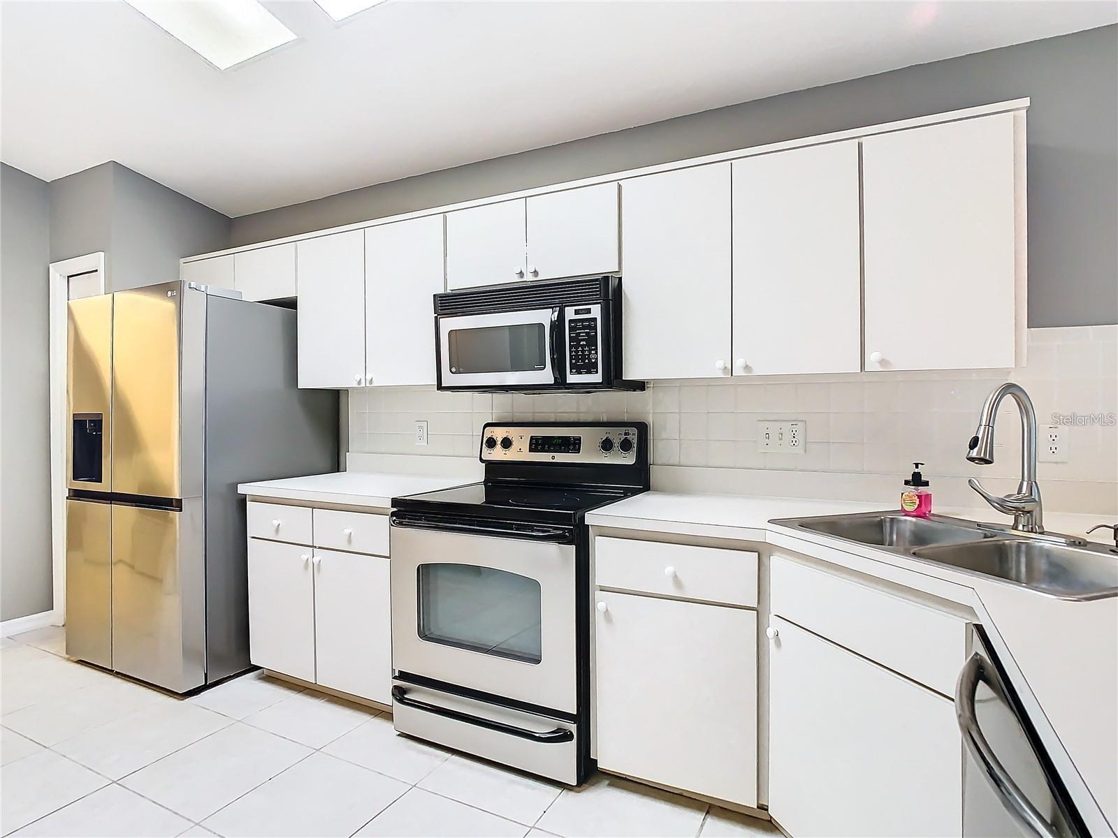 7823 Floradora, New Port Richey, FL 34654