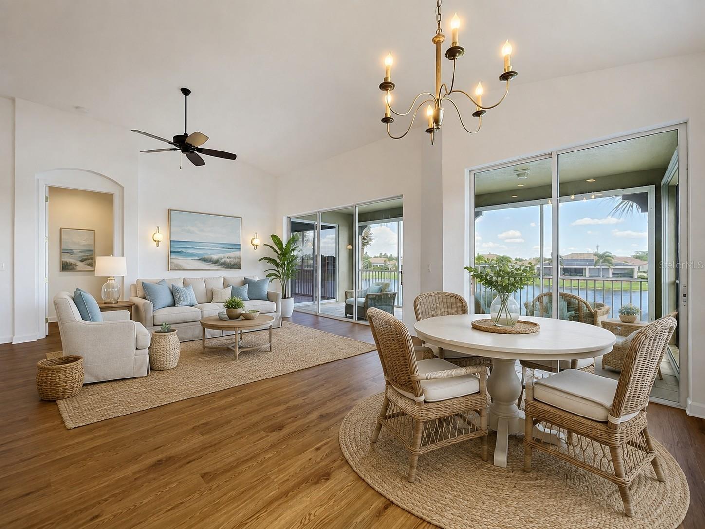 1338 Emerald Dunes Unit 35, Sun City Center, FL 33573