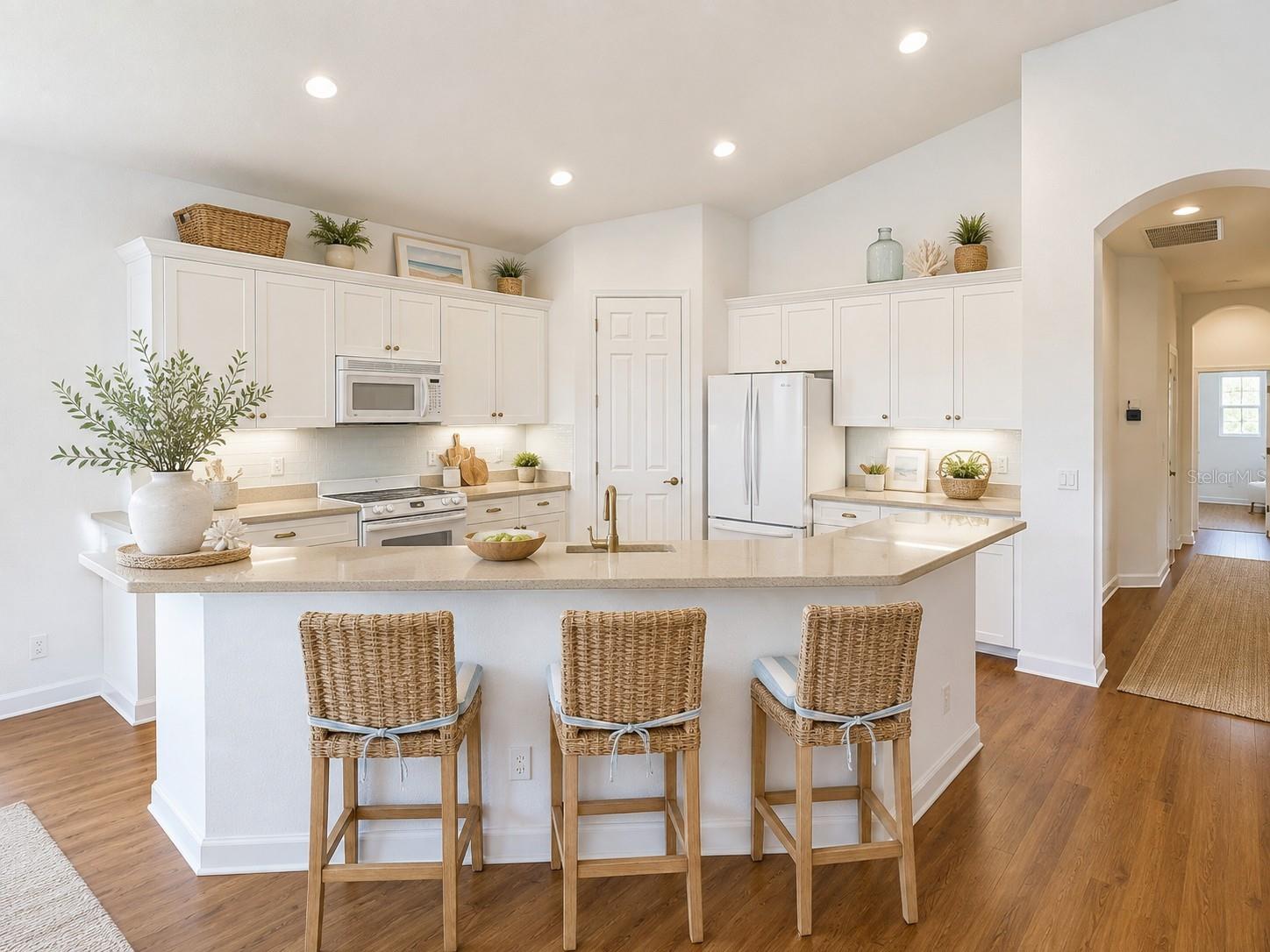 1338 Emerald Dunes Unit 35, Sun City Center, FL 33573
